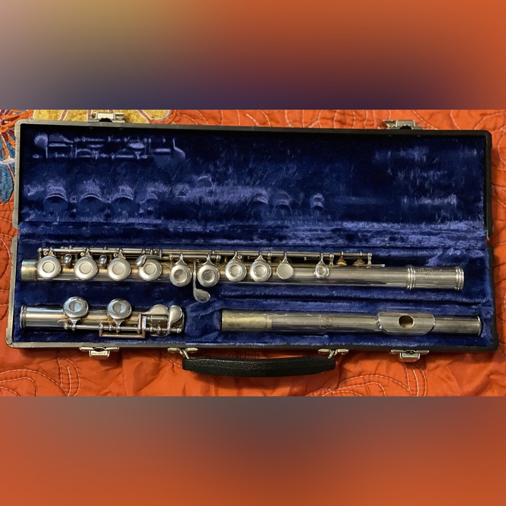 Vintage Gemeinhardt 2SP Silver Flute w/Hard Case Student E43417 Closed Hole Keys